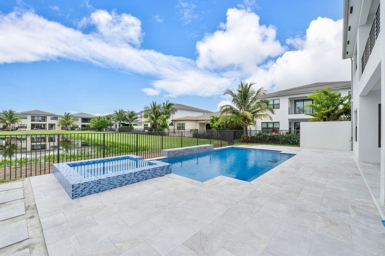 17057 Watersprite Lakes Road