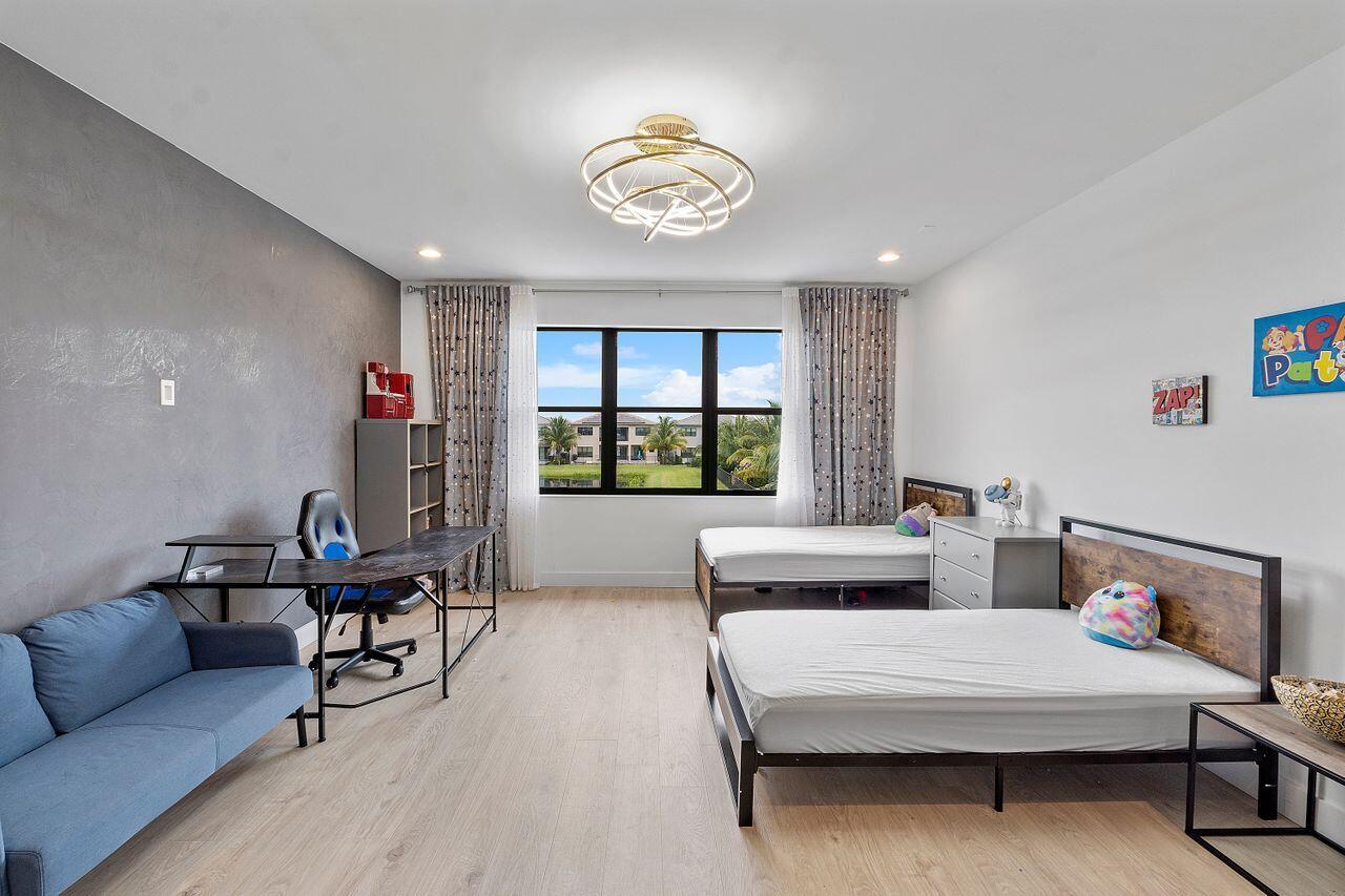 17057 Watersprite Lakes Road