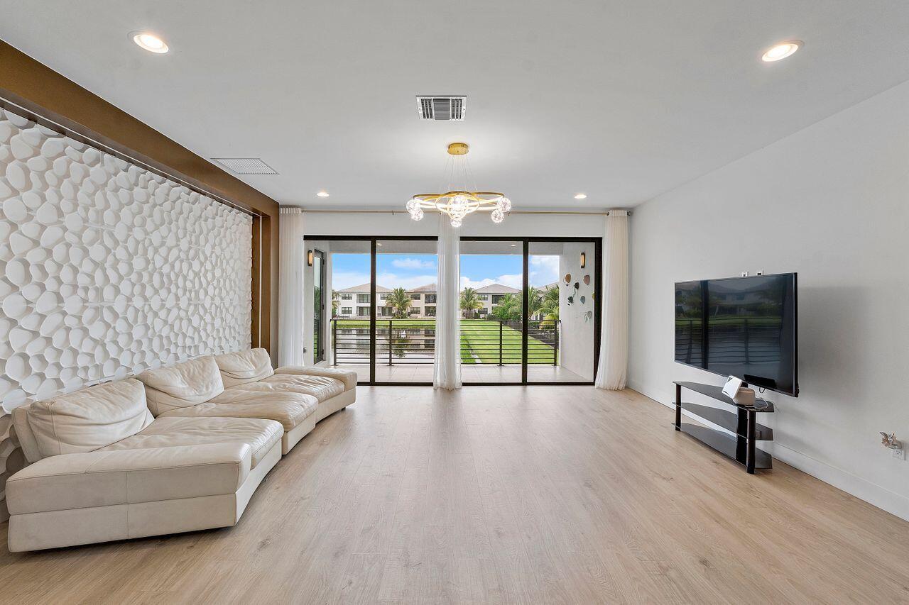 17057 Watersprite Lakes Road