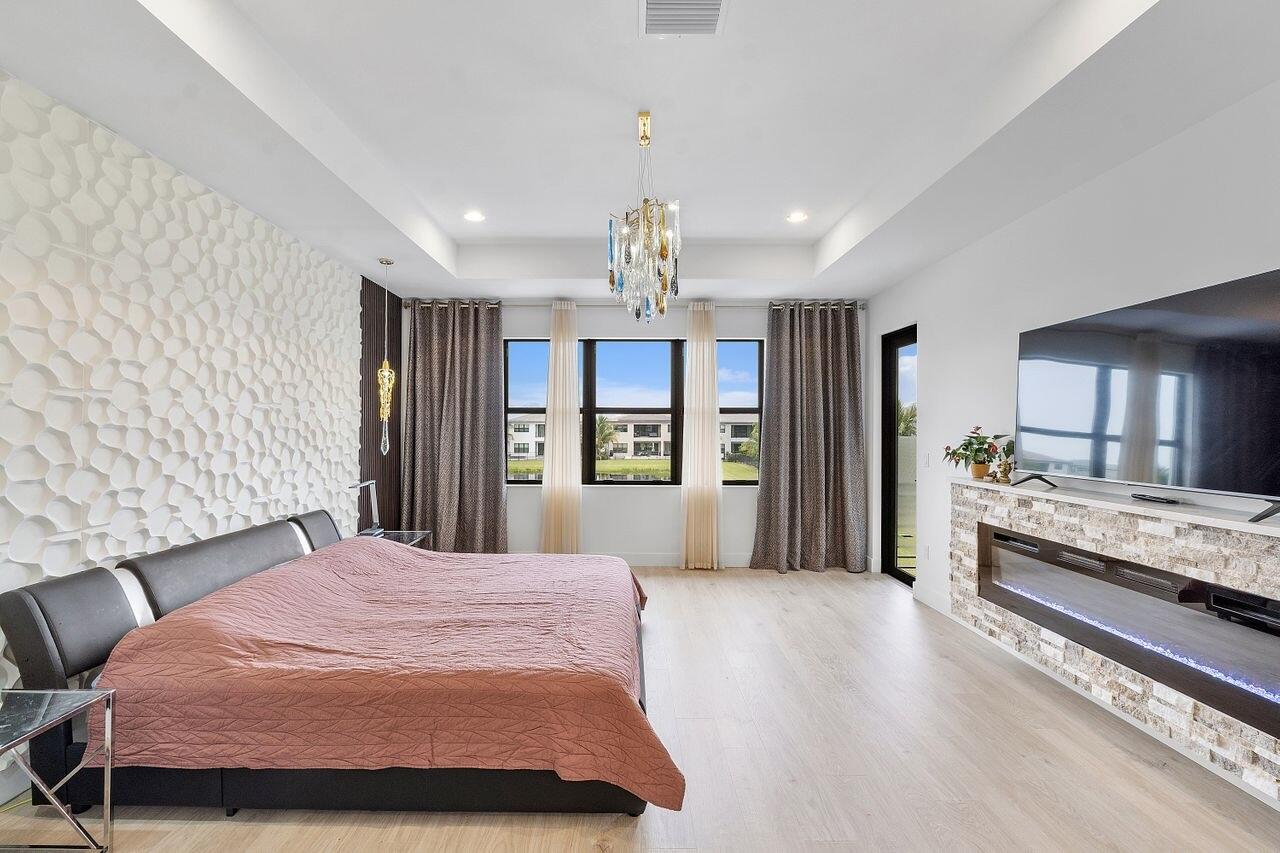 17057 Watersprite Lakes Road