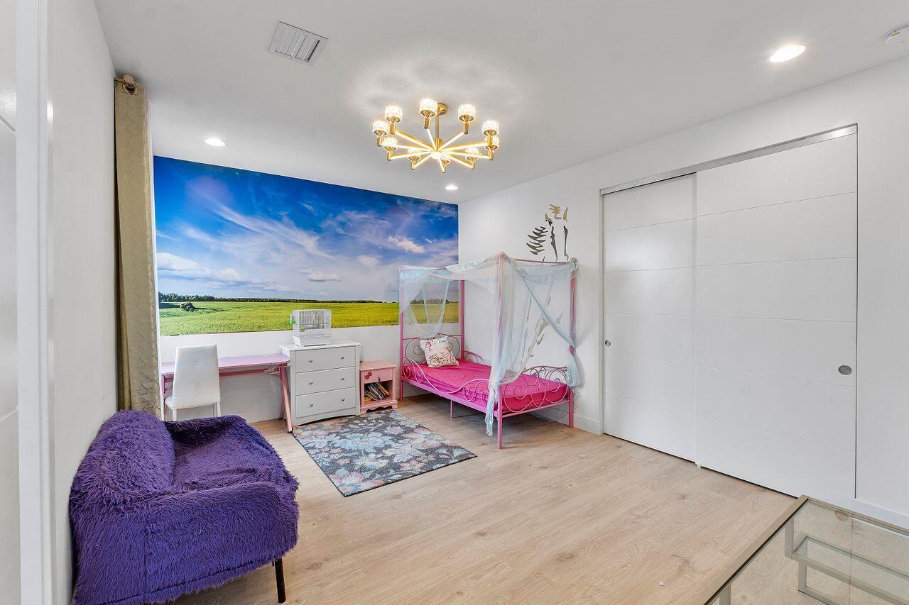 17057 Watersprite Lakes Road