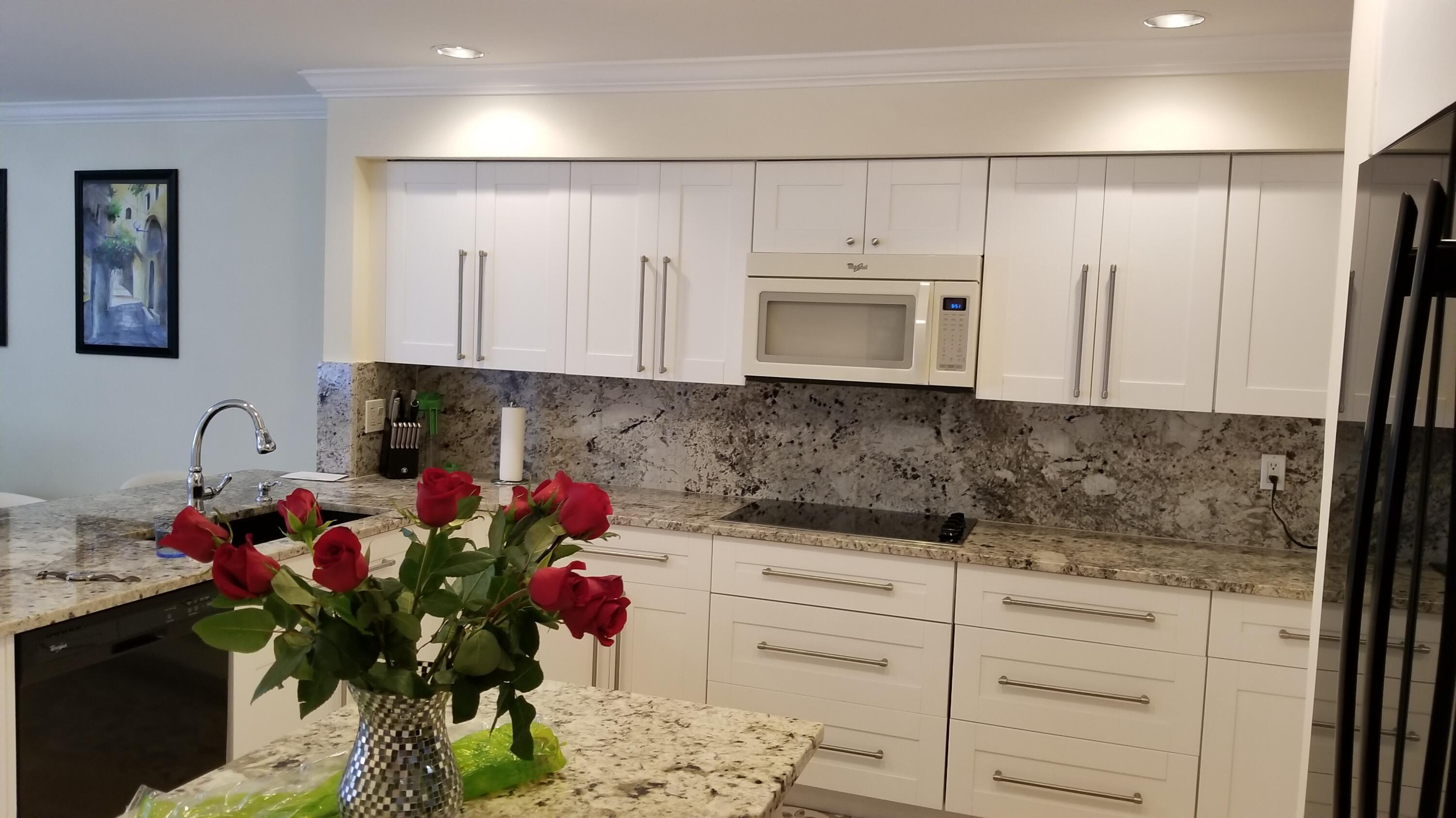 9016 Villa Portofino Circle