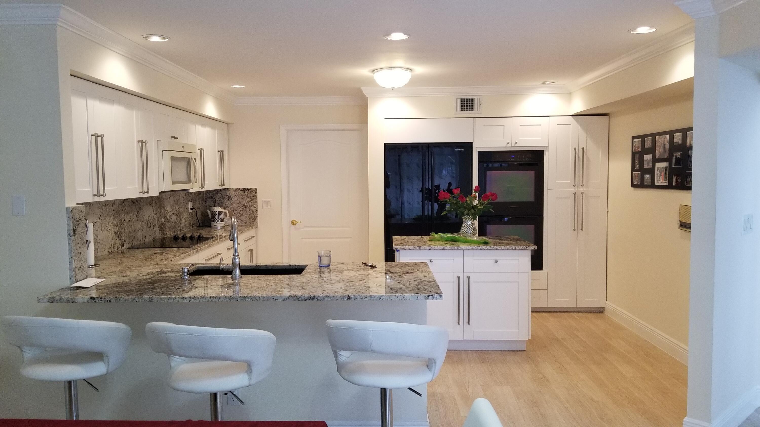 9016 Villa Portofino Circle