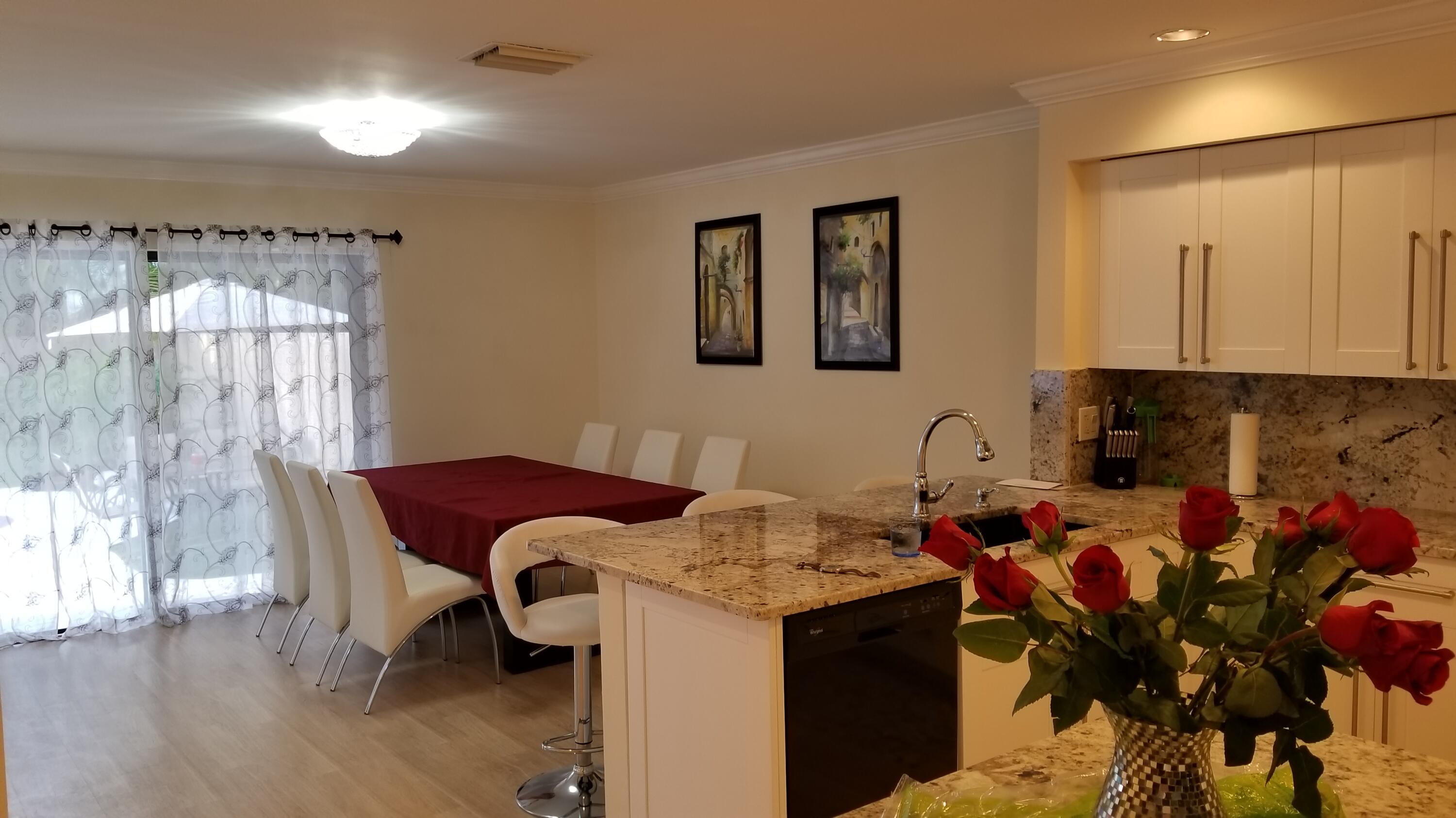 9016 Villa Portofino Circle
