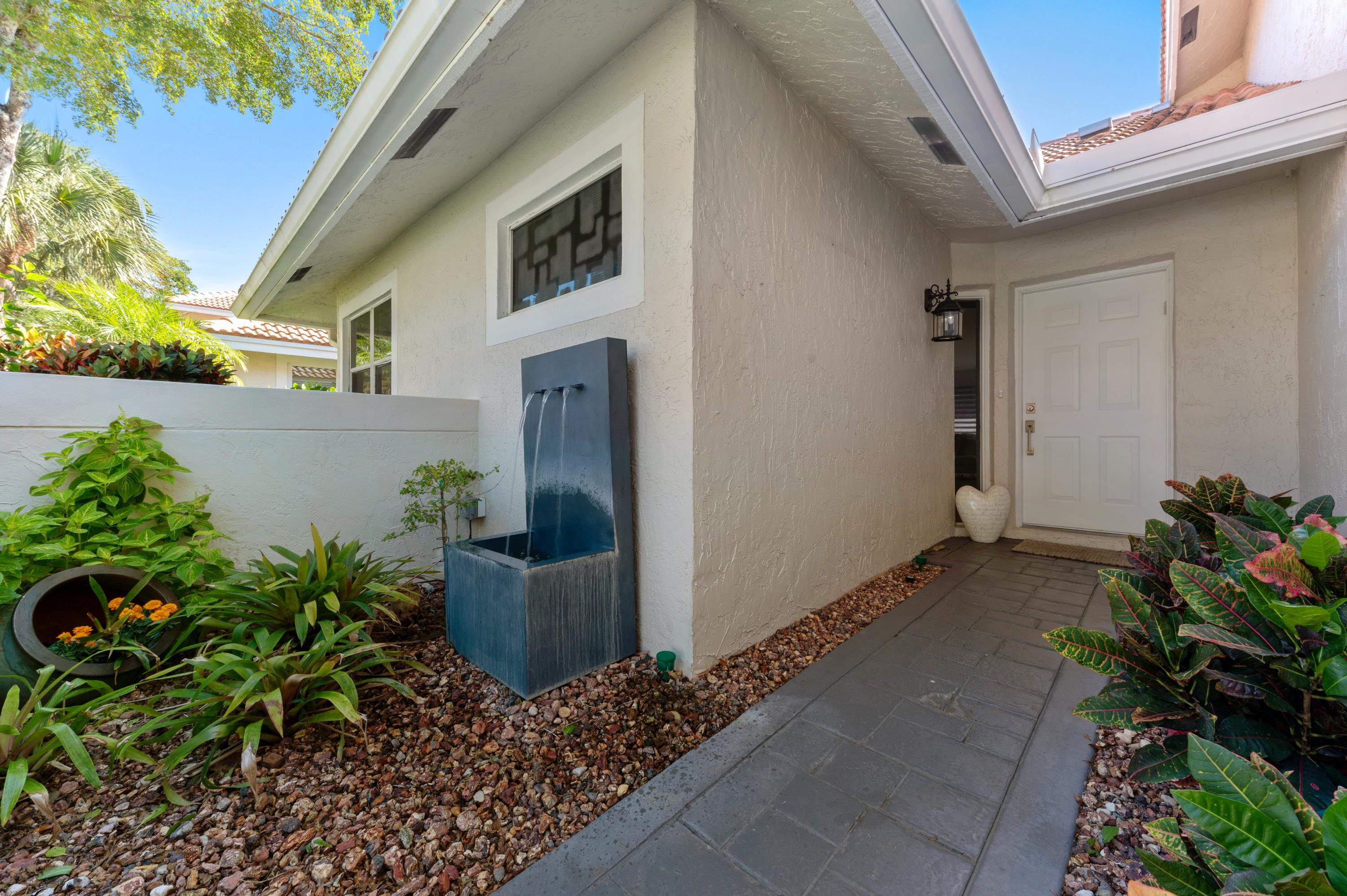 2162 NW 52nd Street