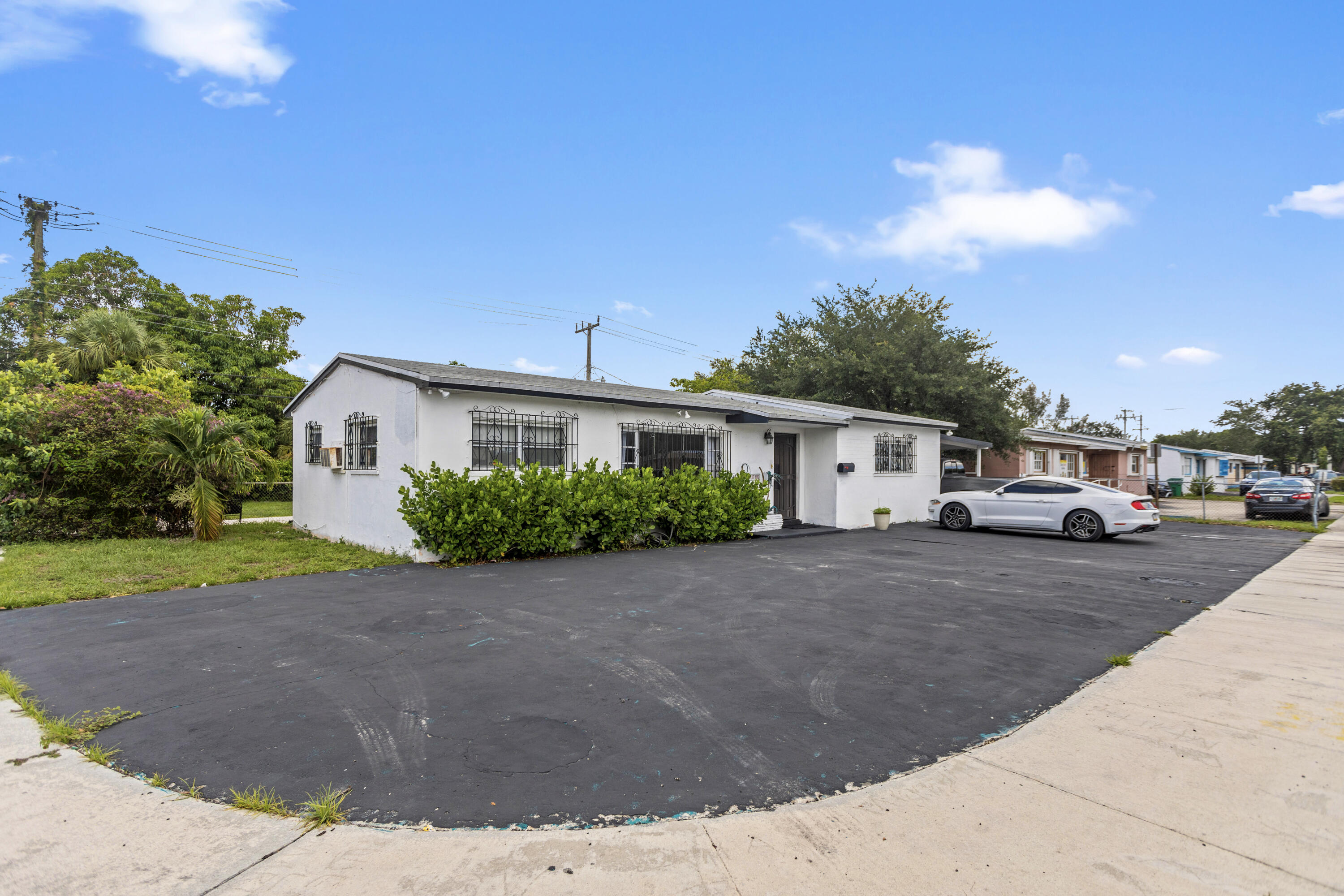 17320 NW 27th Avenue