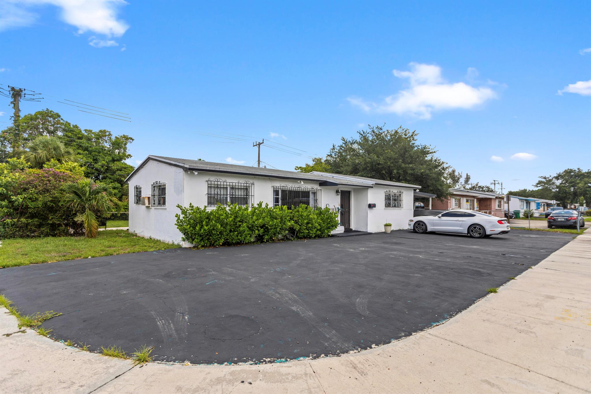 17320 NW 27th Avenue