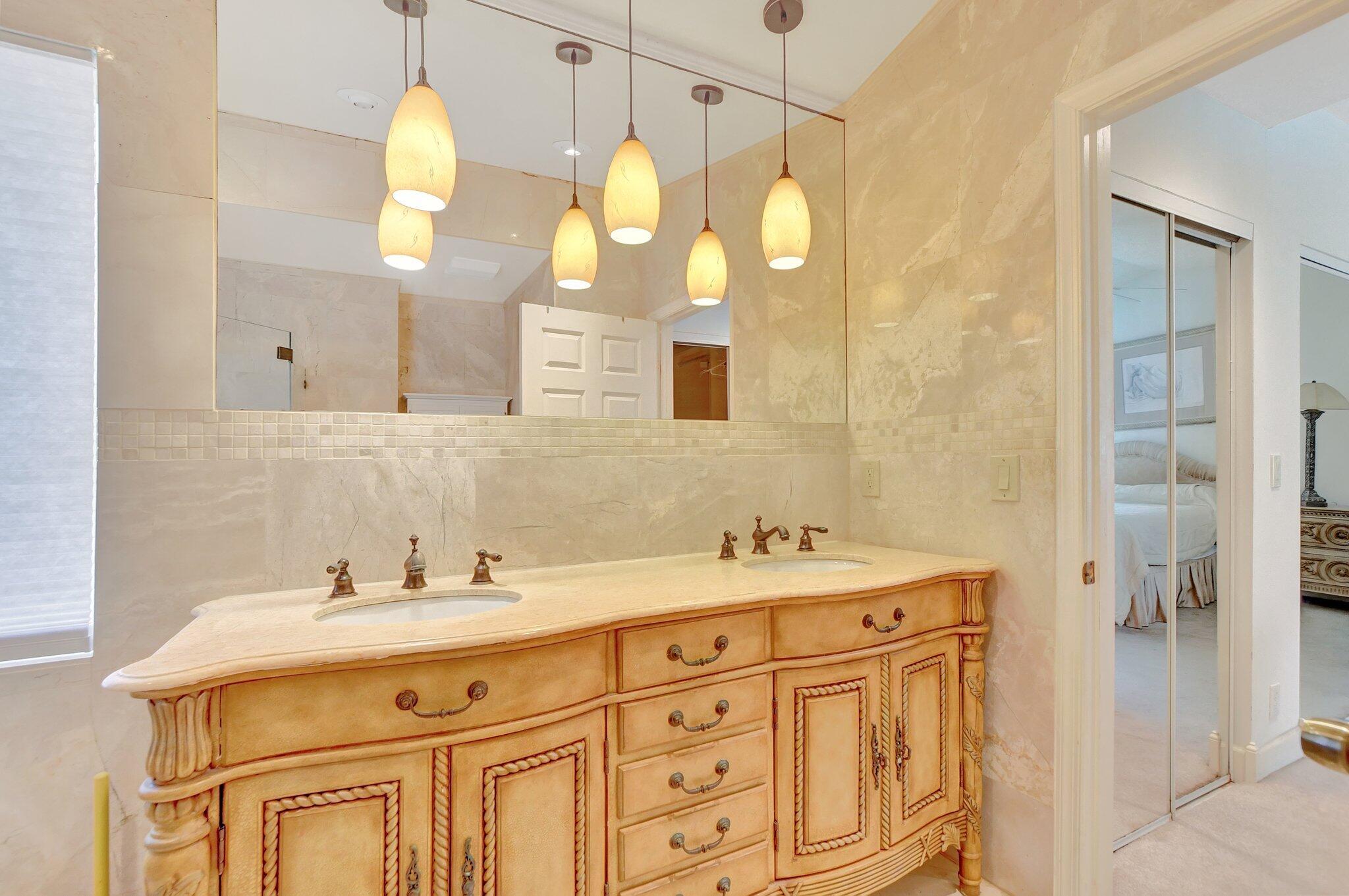 17599 Candlewood Terrace