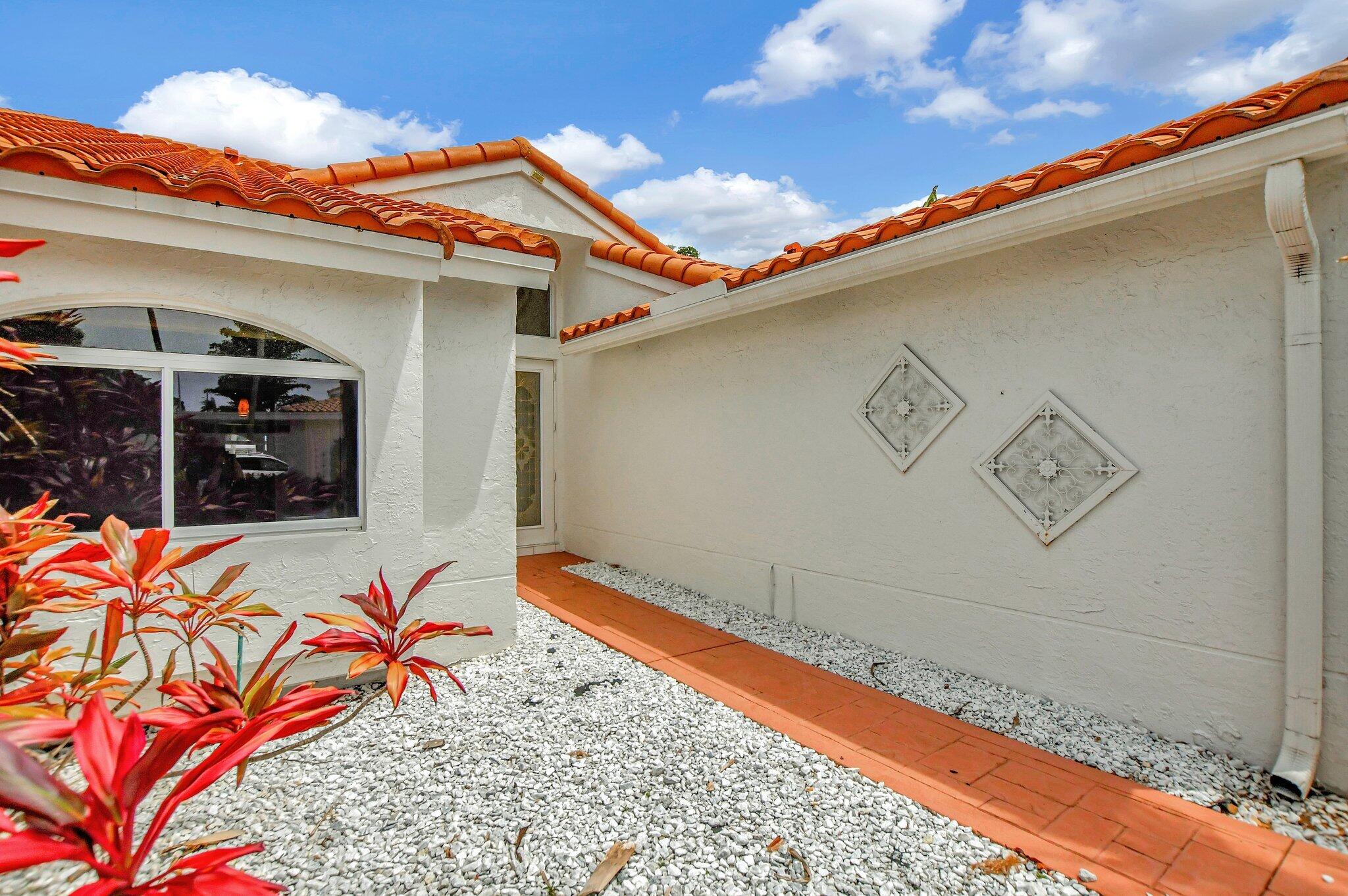17599 Candlewood Terrace