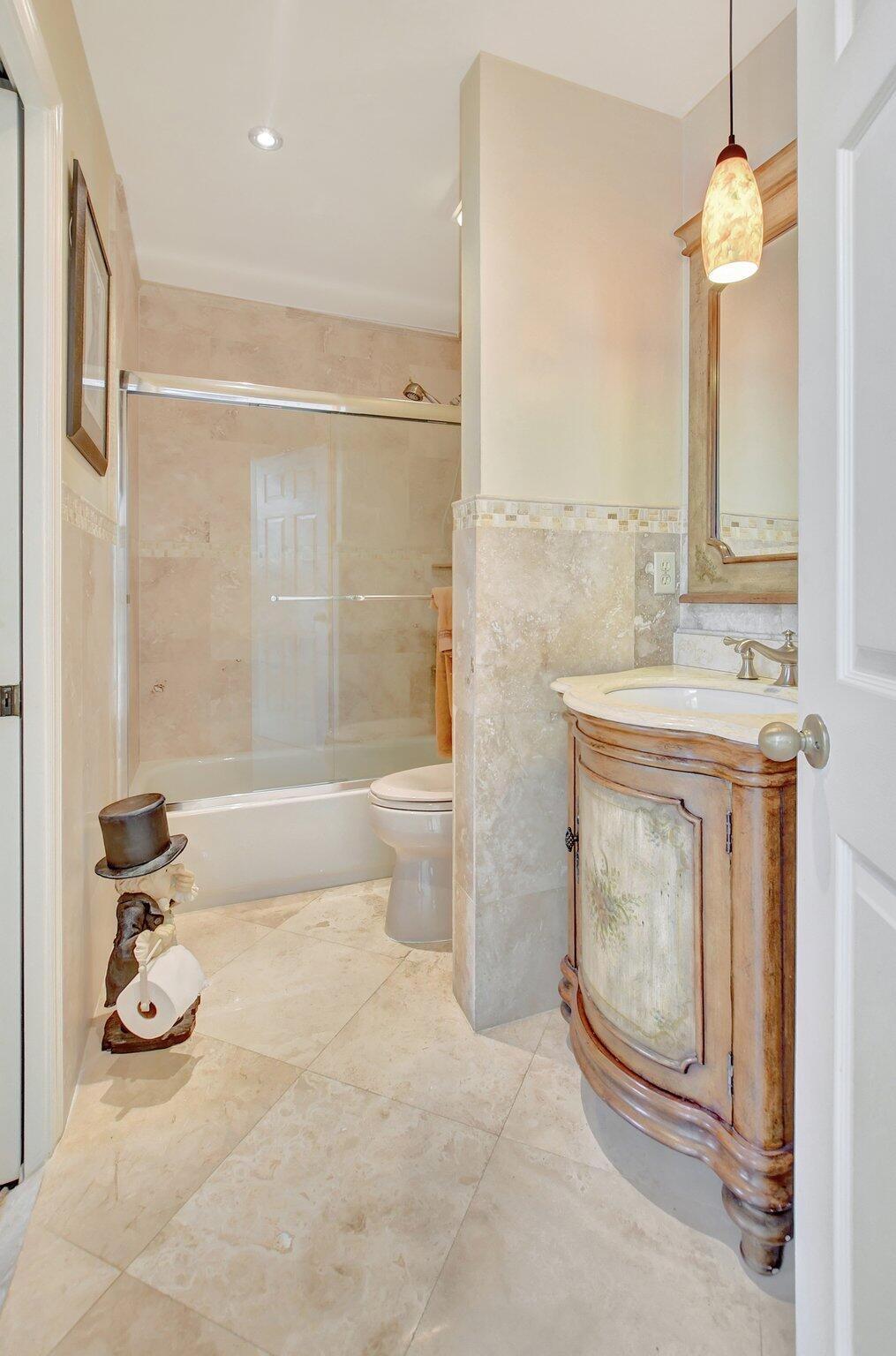 17599 Candlewood Terrace