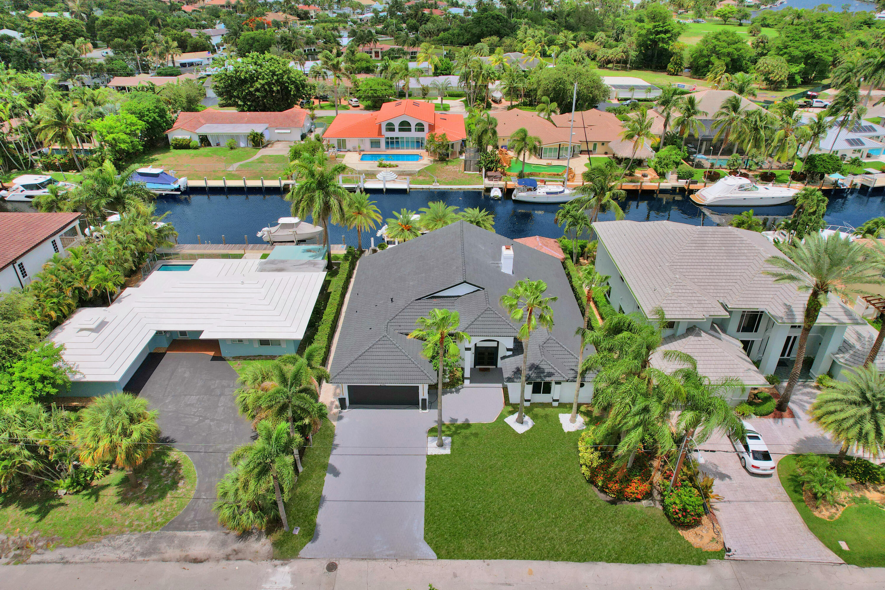 2751 NE 23rd Court
