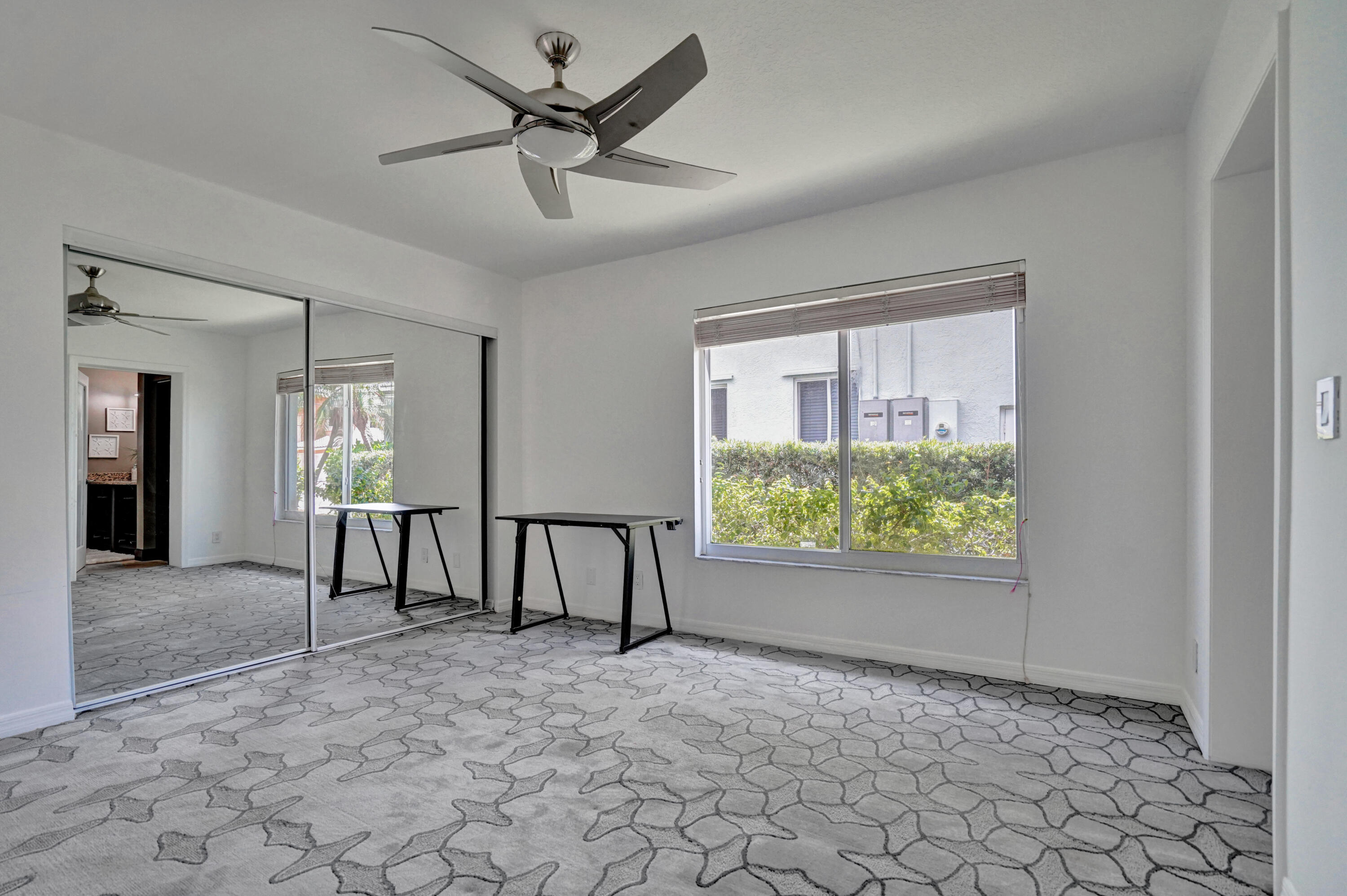 2751 NE 23rd Court