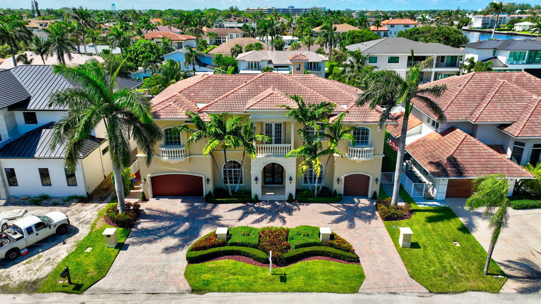 953 Banyan Drive