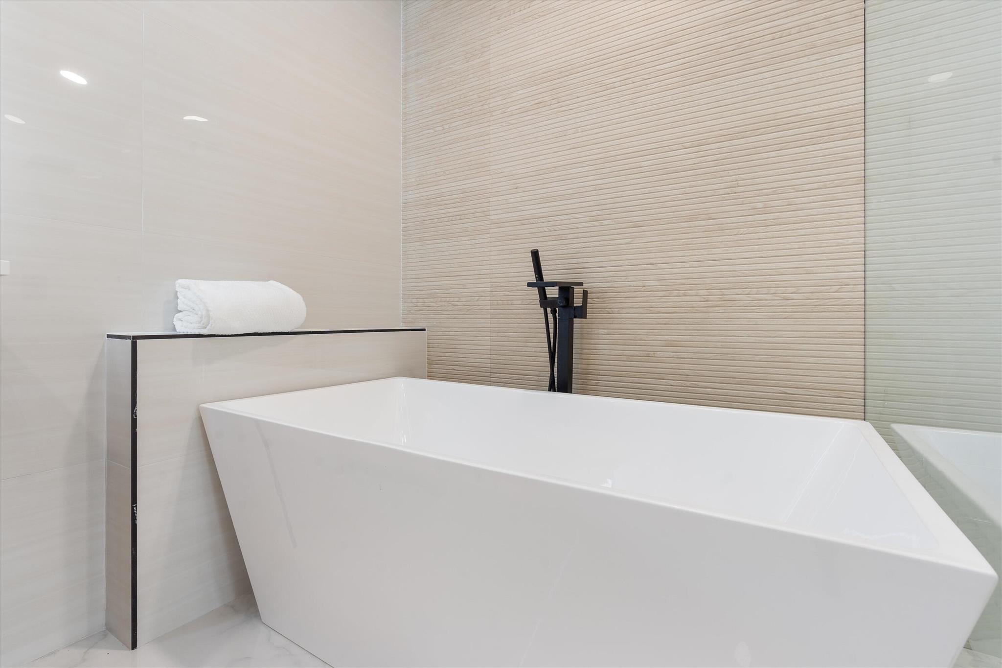 13646 Kiltie Court
