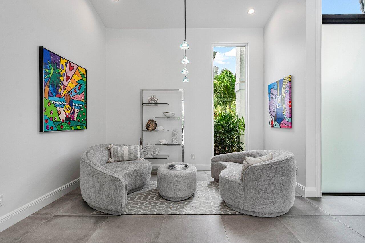 4824 Bocaire Boulevard