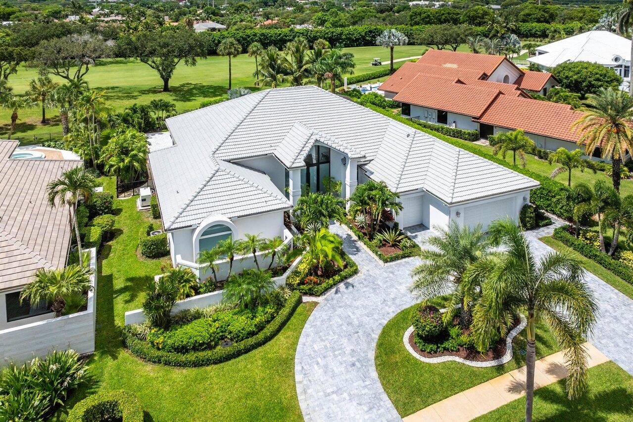 4824 Bocaire Boulevard