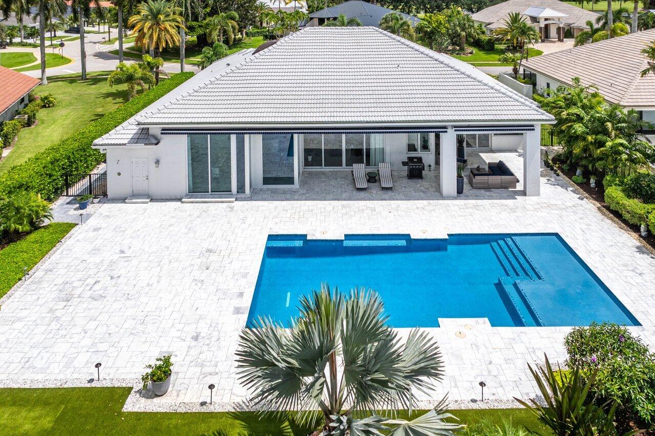 4824 Bocaire Boulevard