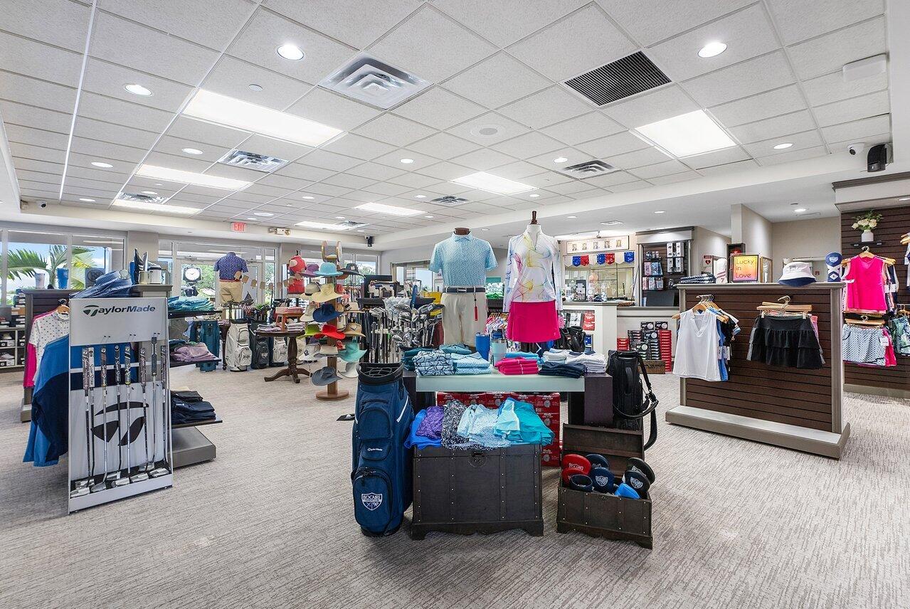 4896 Bocaire Boulevard