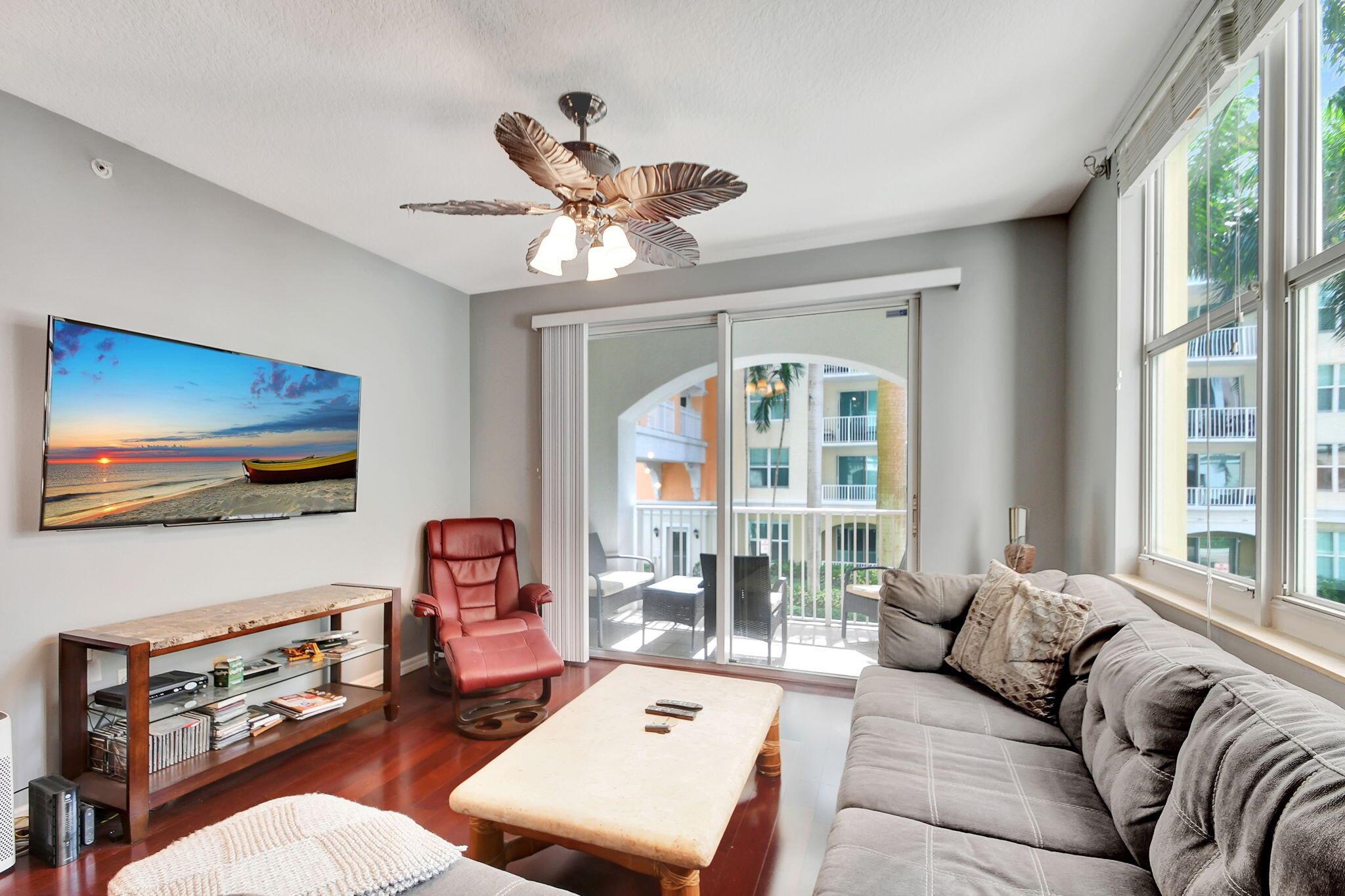 804 E Windward Way 223