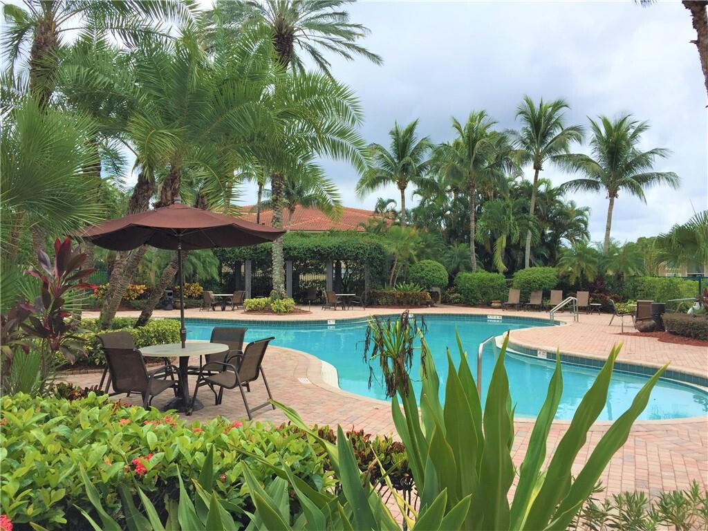 15085 Michelangelo Boulevard 203