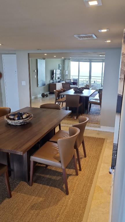 4101 N Ocean Boulevard D-902