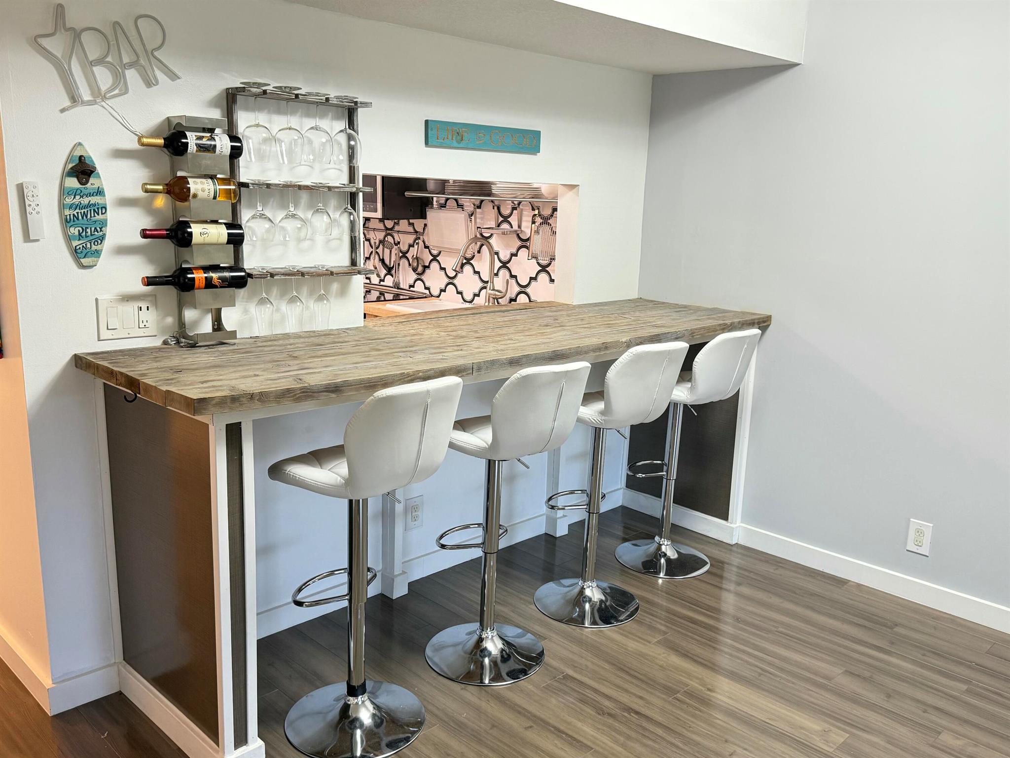 1600 Dover Road 203b