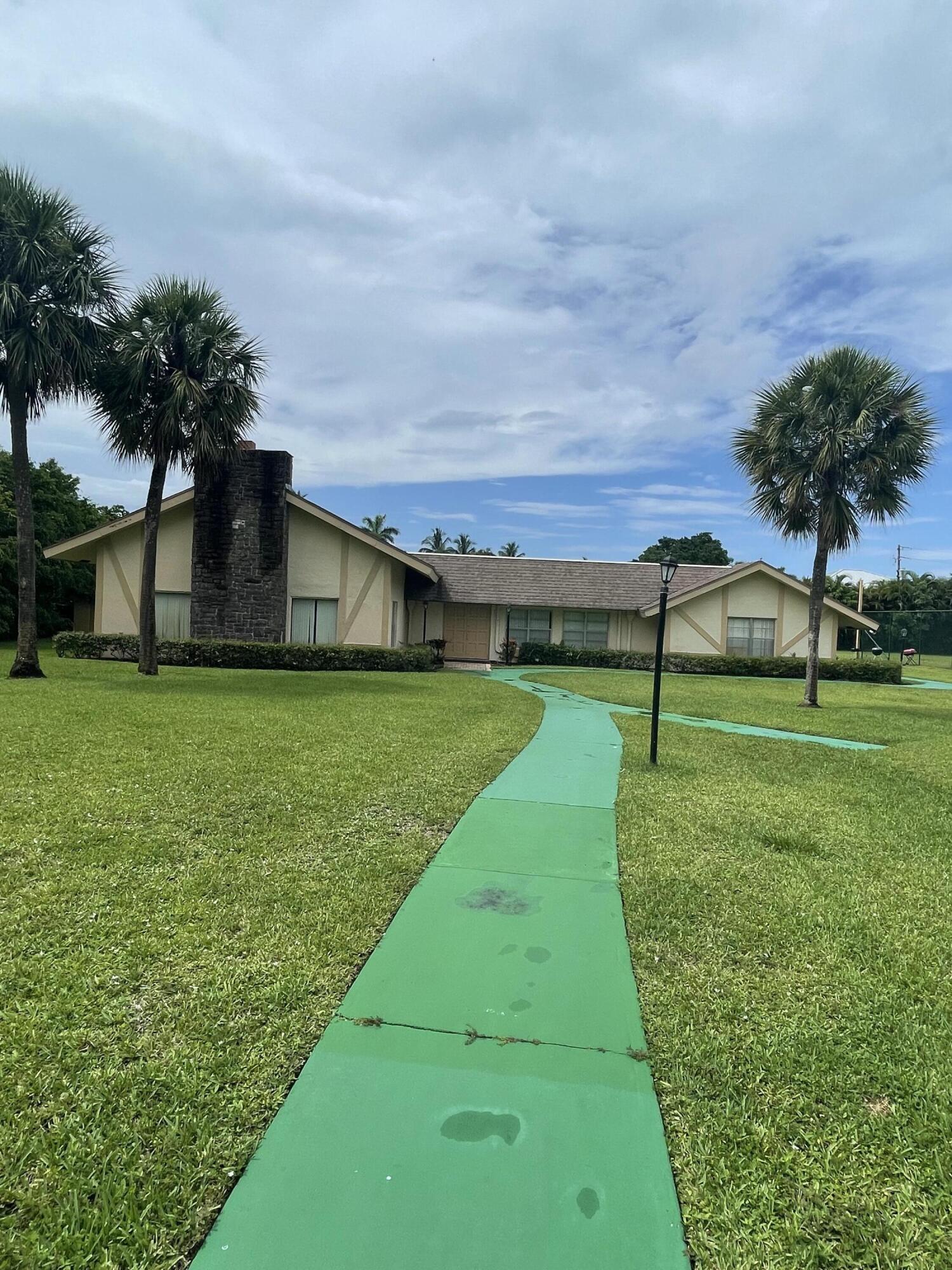 1600 Dover Road 203b