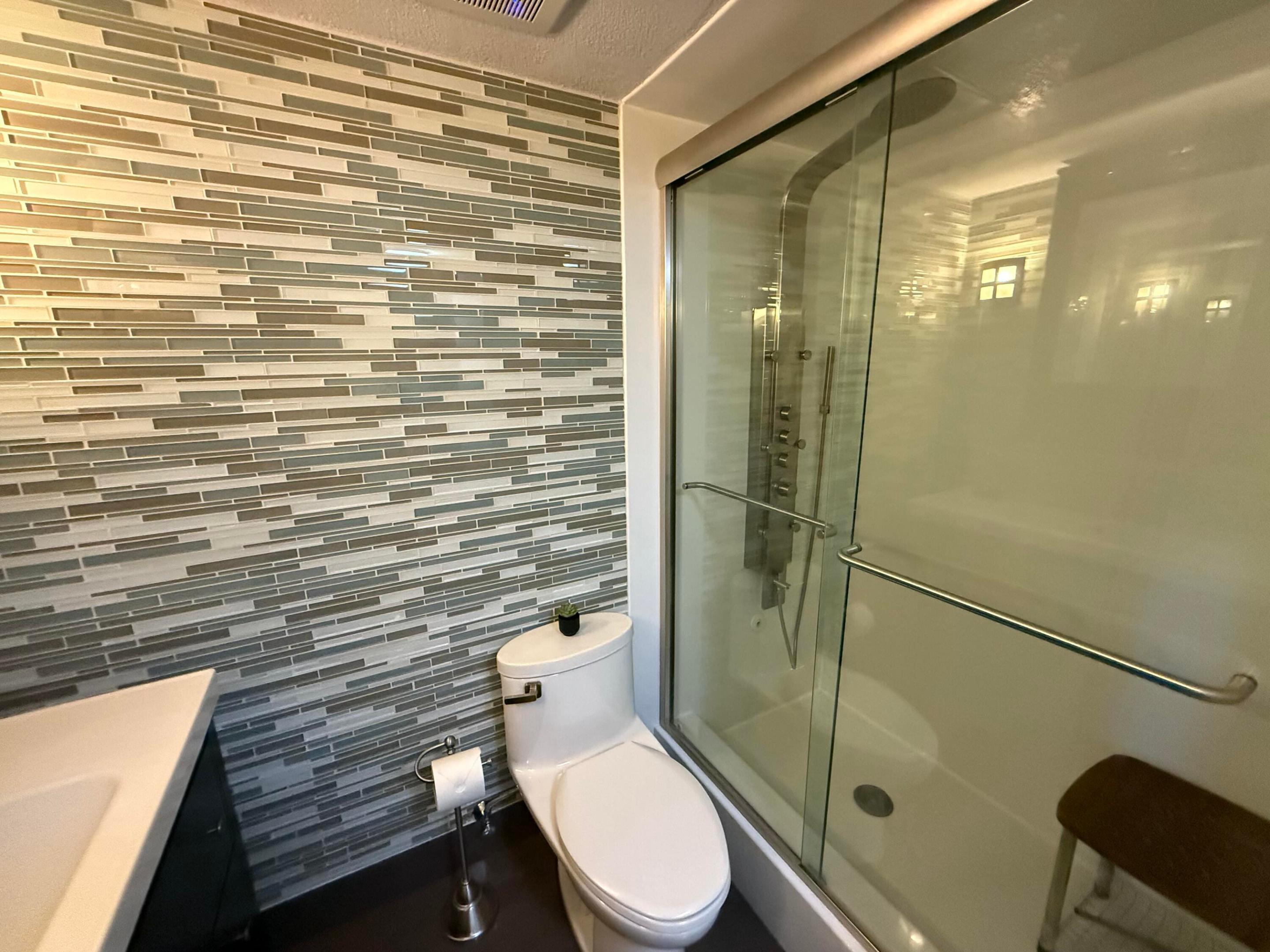 1600 Dover Road 203b