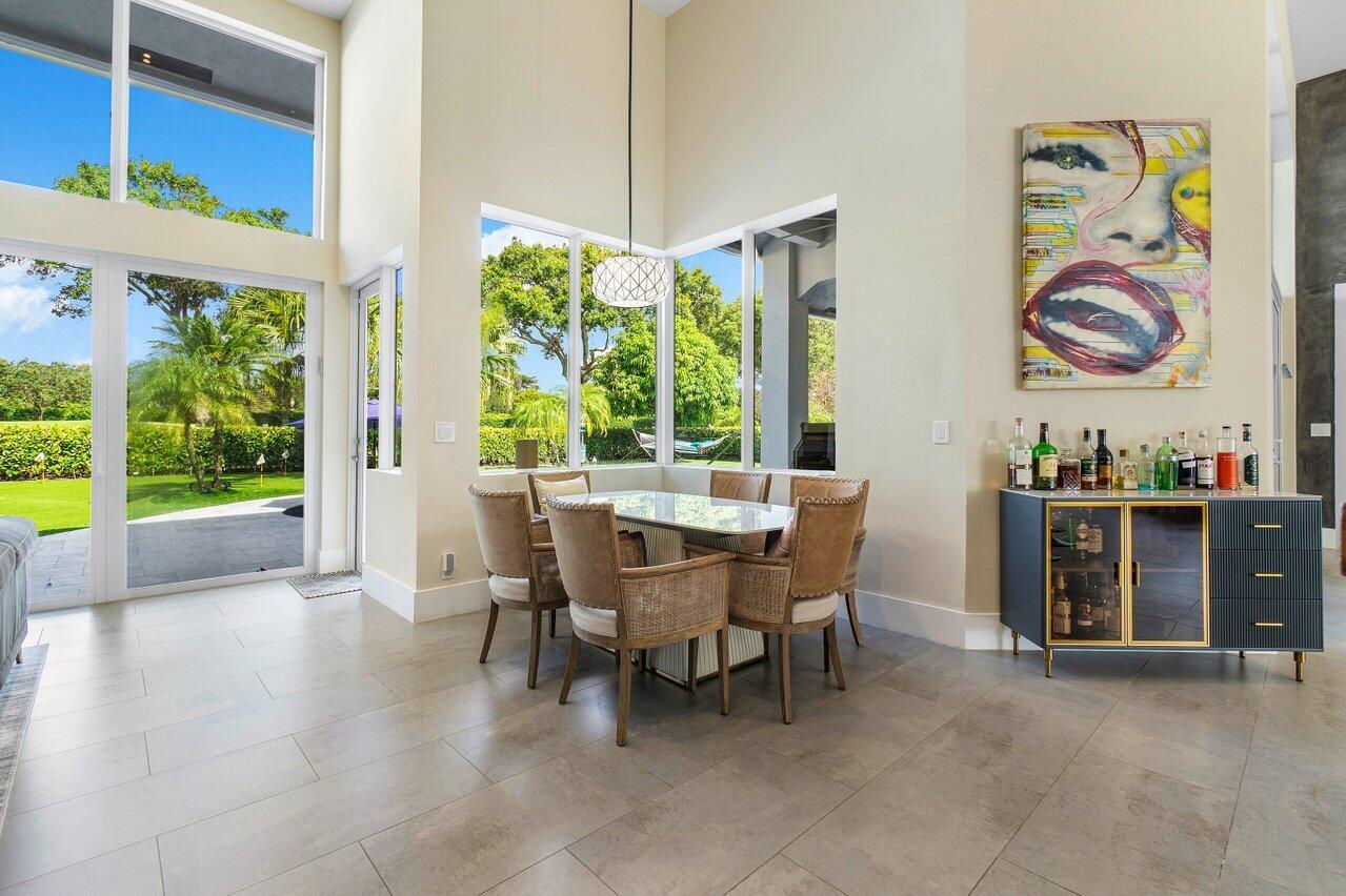 4920 Bocaire Boulevard