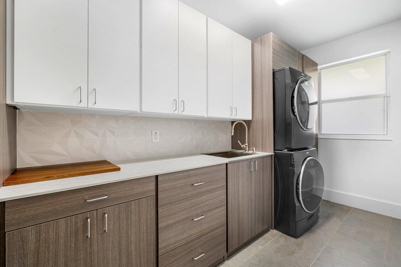 4920 Bocaire Boulevard