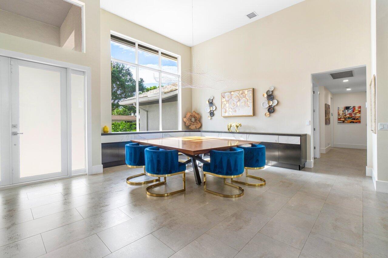 4920 Bocaire Boulevard