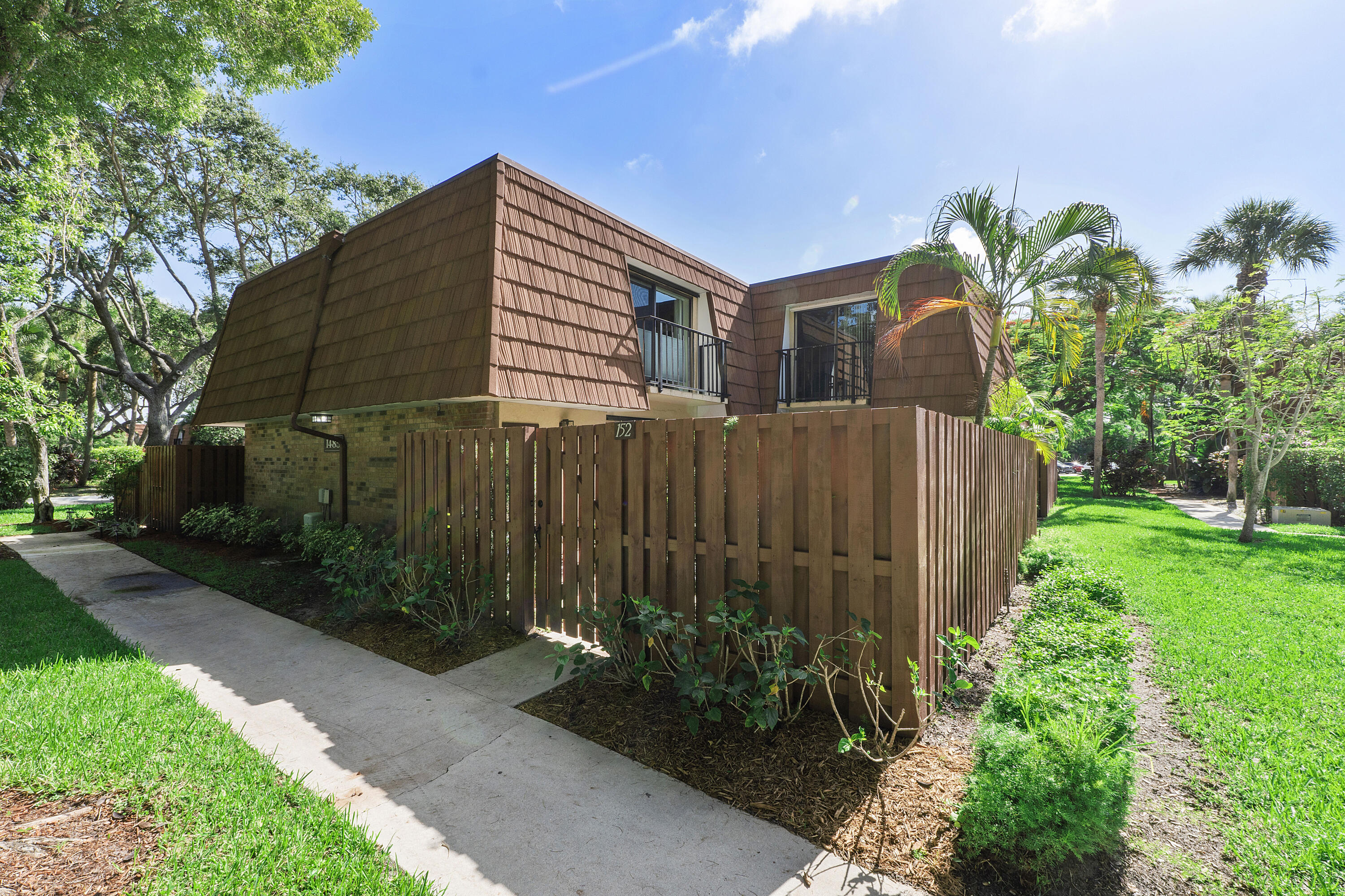 1485 Masters Circle 152