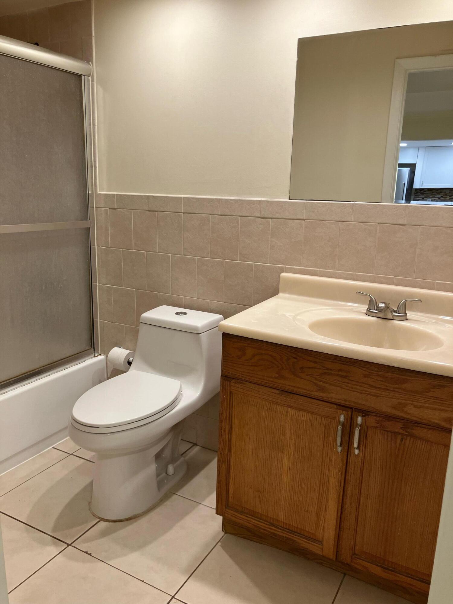 470 NW 20th Street 1110