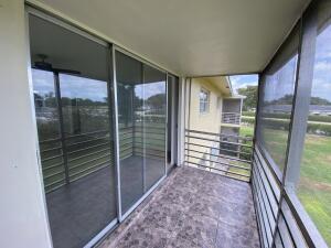 2300 Del Aire Boulevard 203