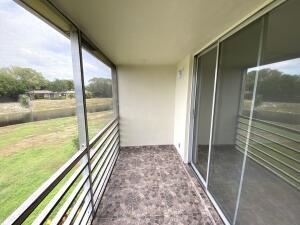 2300 Del Aire Boulevard 203