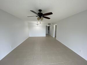 2300 Del Aire Boulevard 203