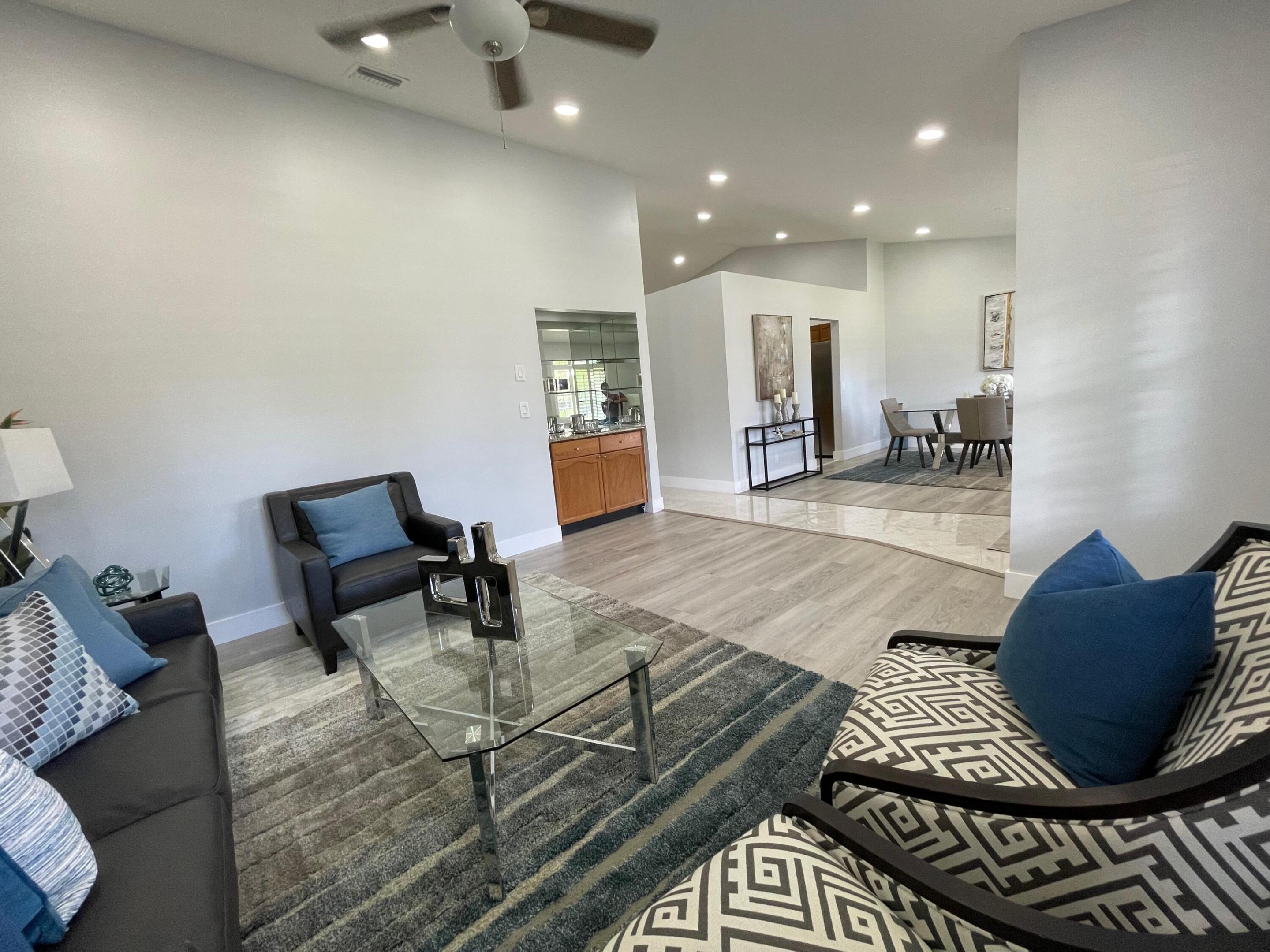 7619 W Country Club Boulevard