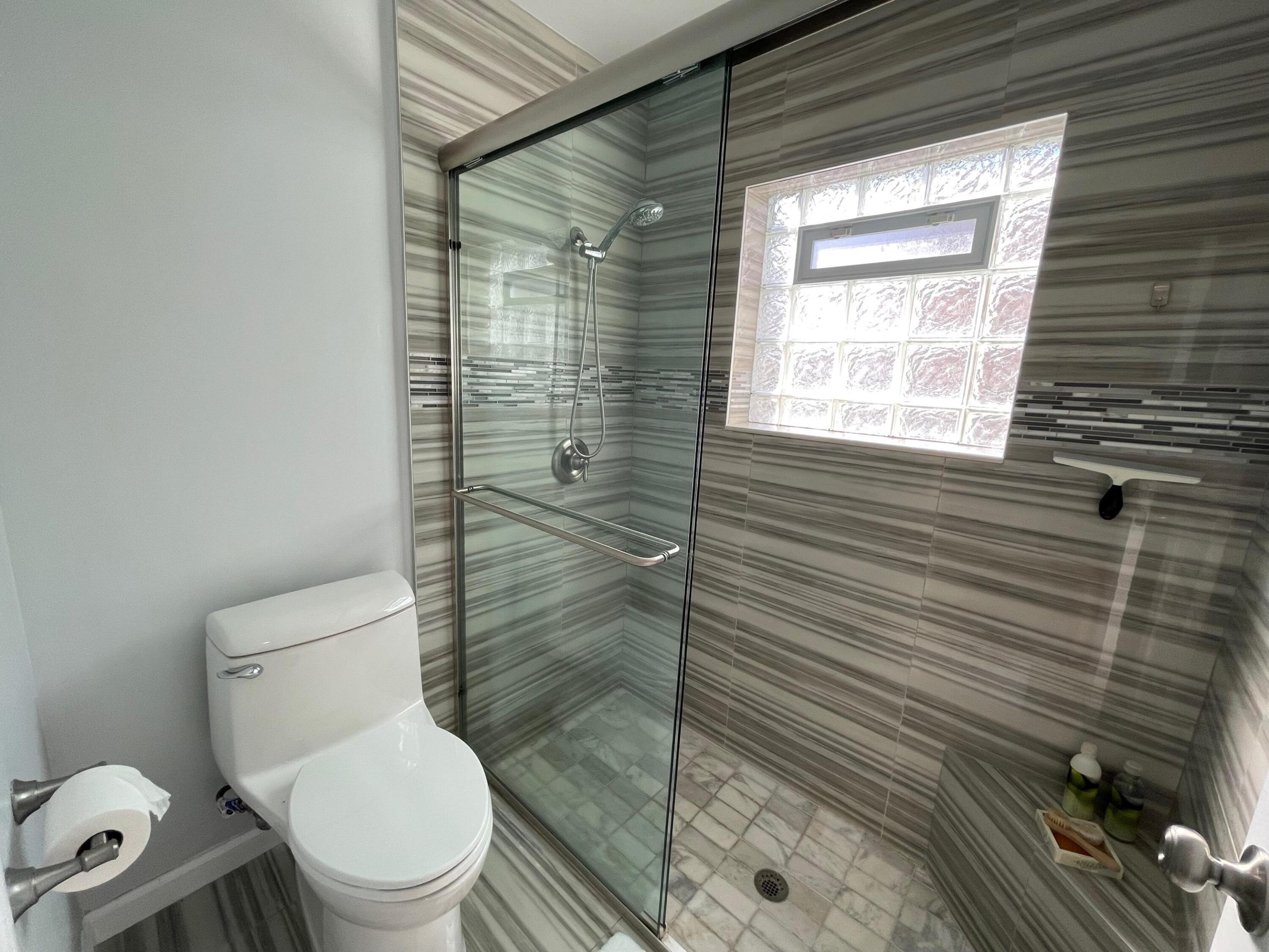 7619 W Country Club Boulevard