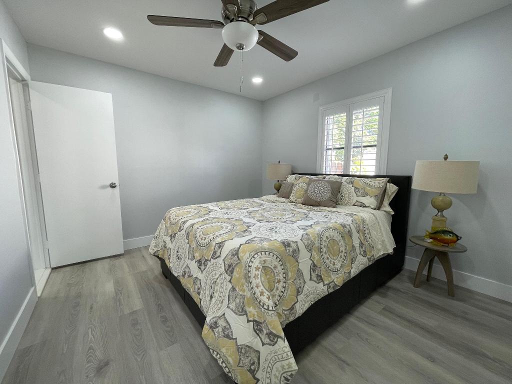 7619 W Country Club Boulevard