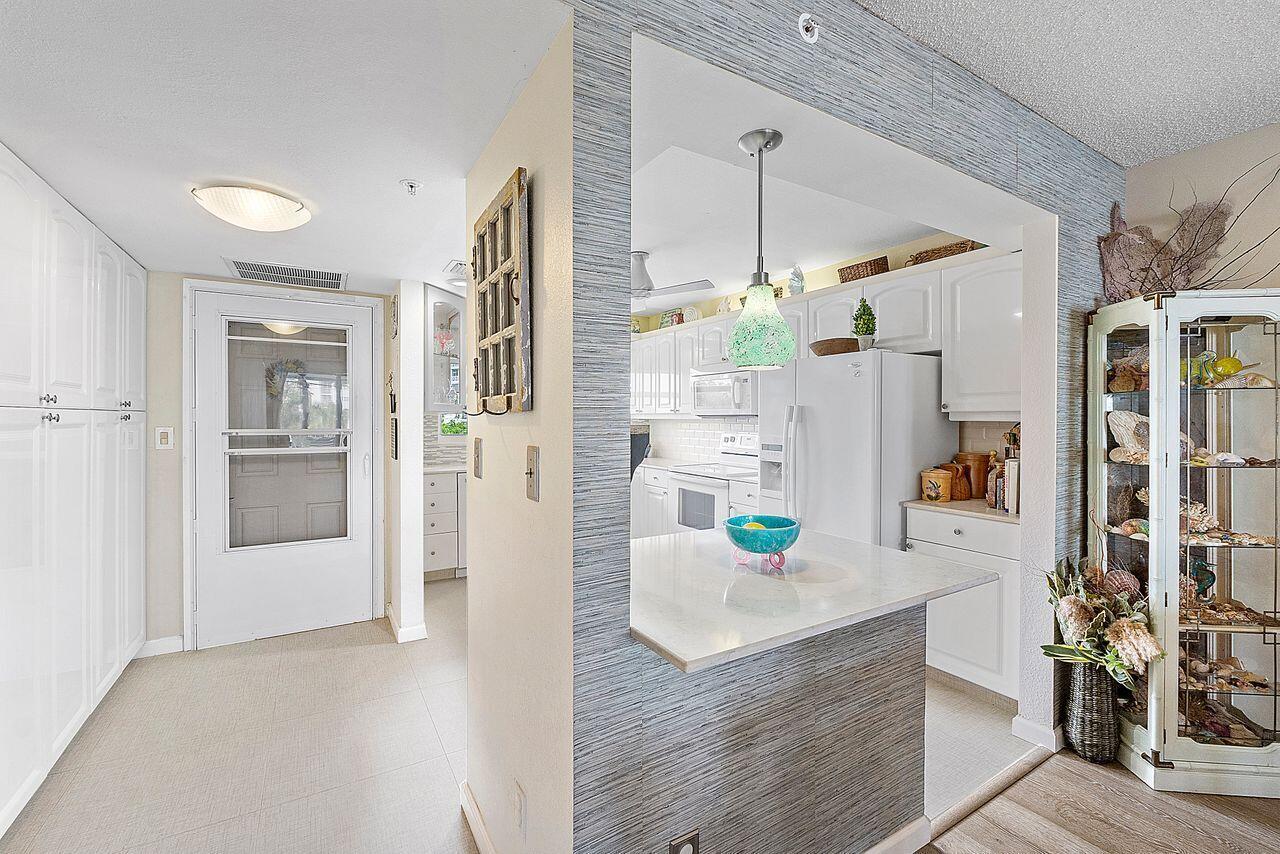 3212 S Ocean Boulevard 302-A