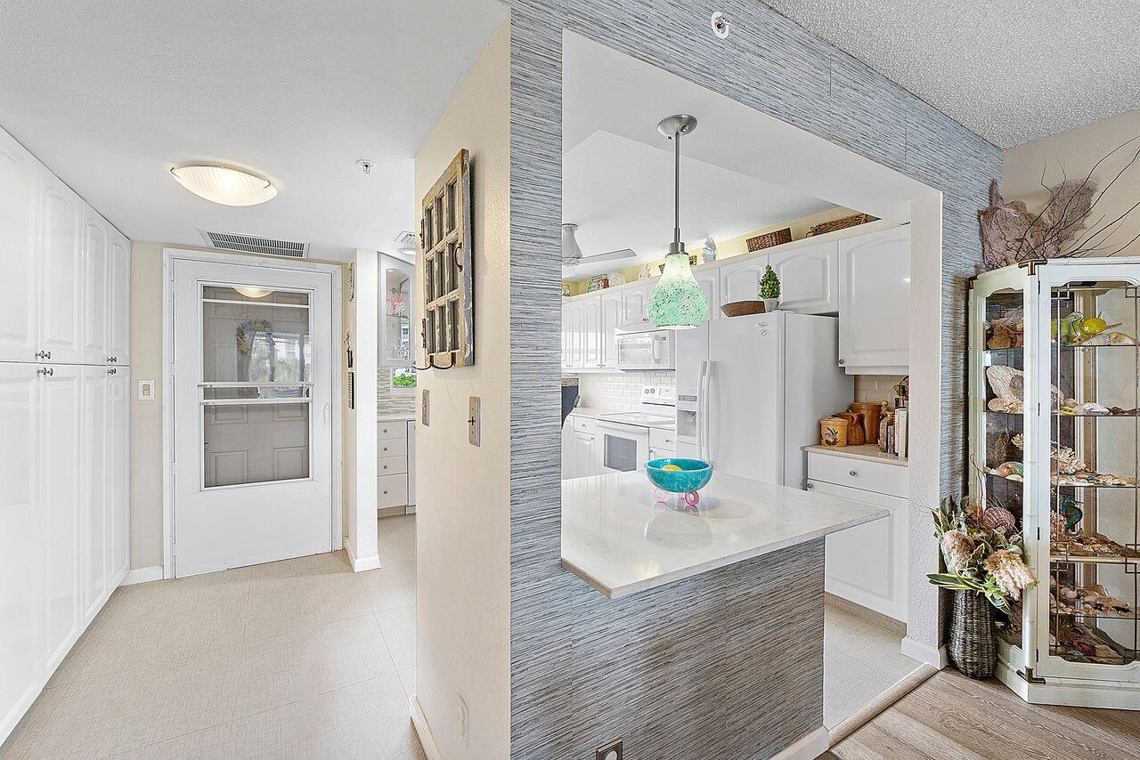 3212 S Ocean Boulevard 302-A