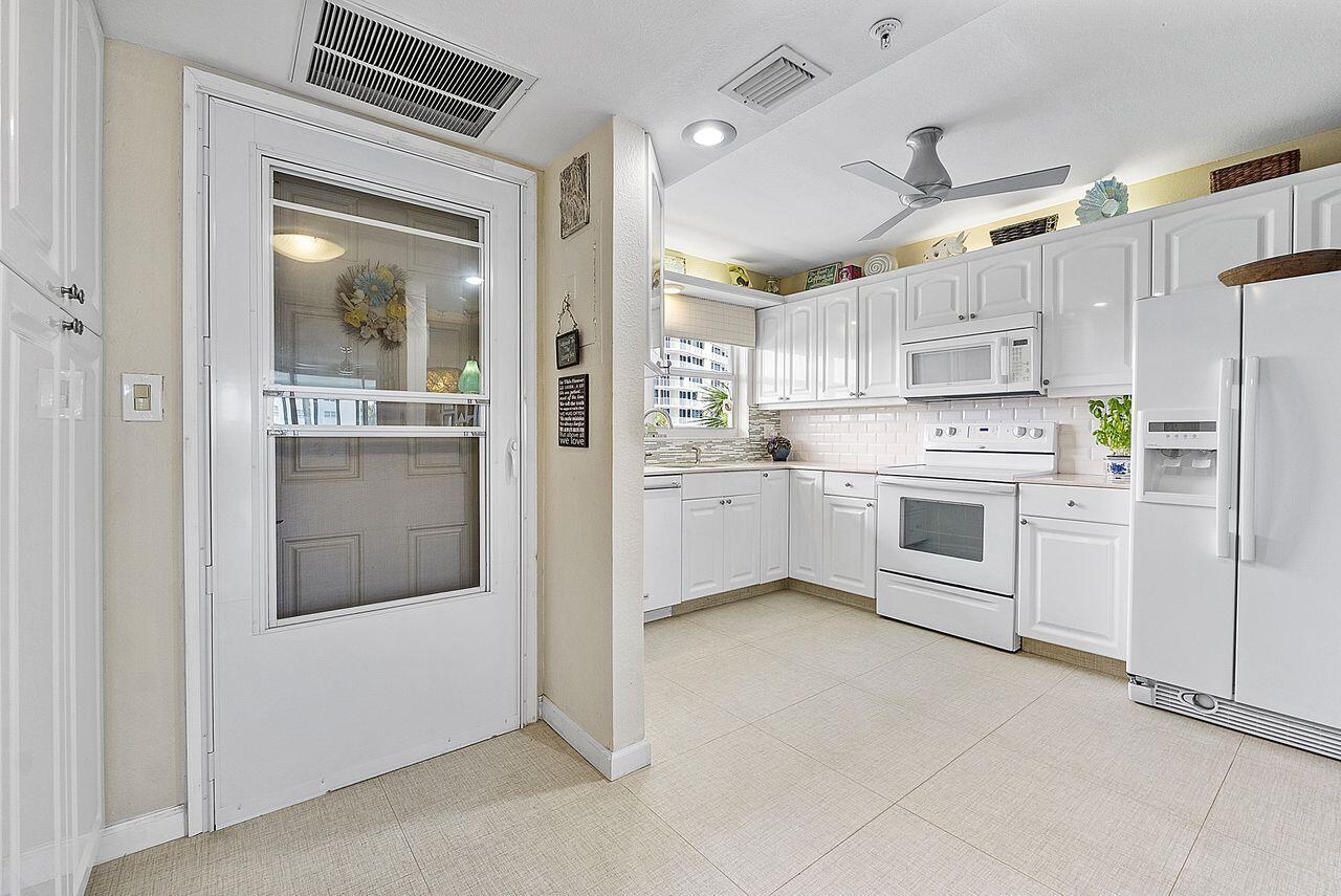 3212 S Ocean Boulevard 302-A