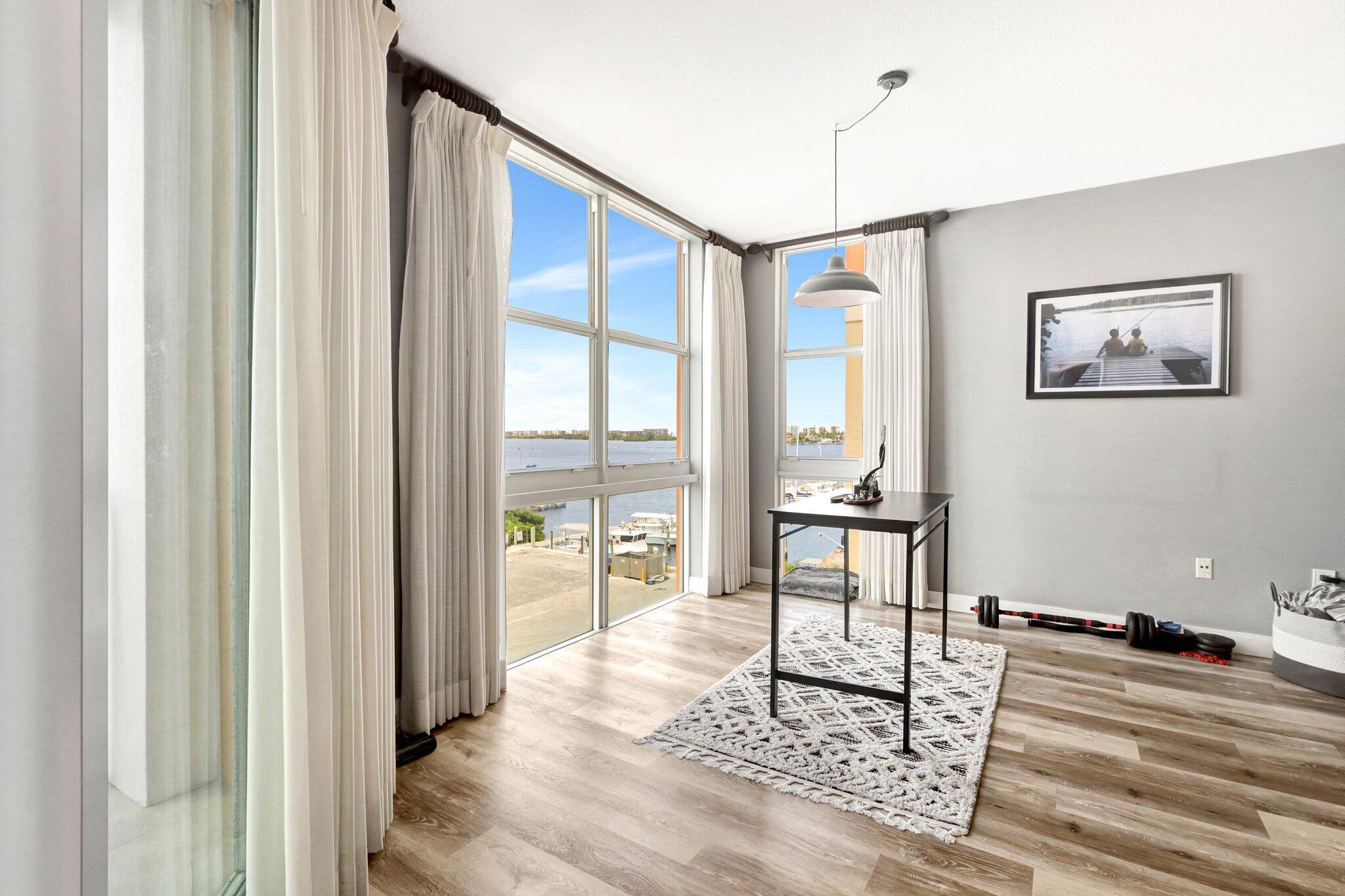 806 E Windward Way 507