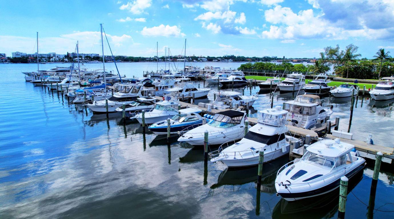 806 E Windward Way 507