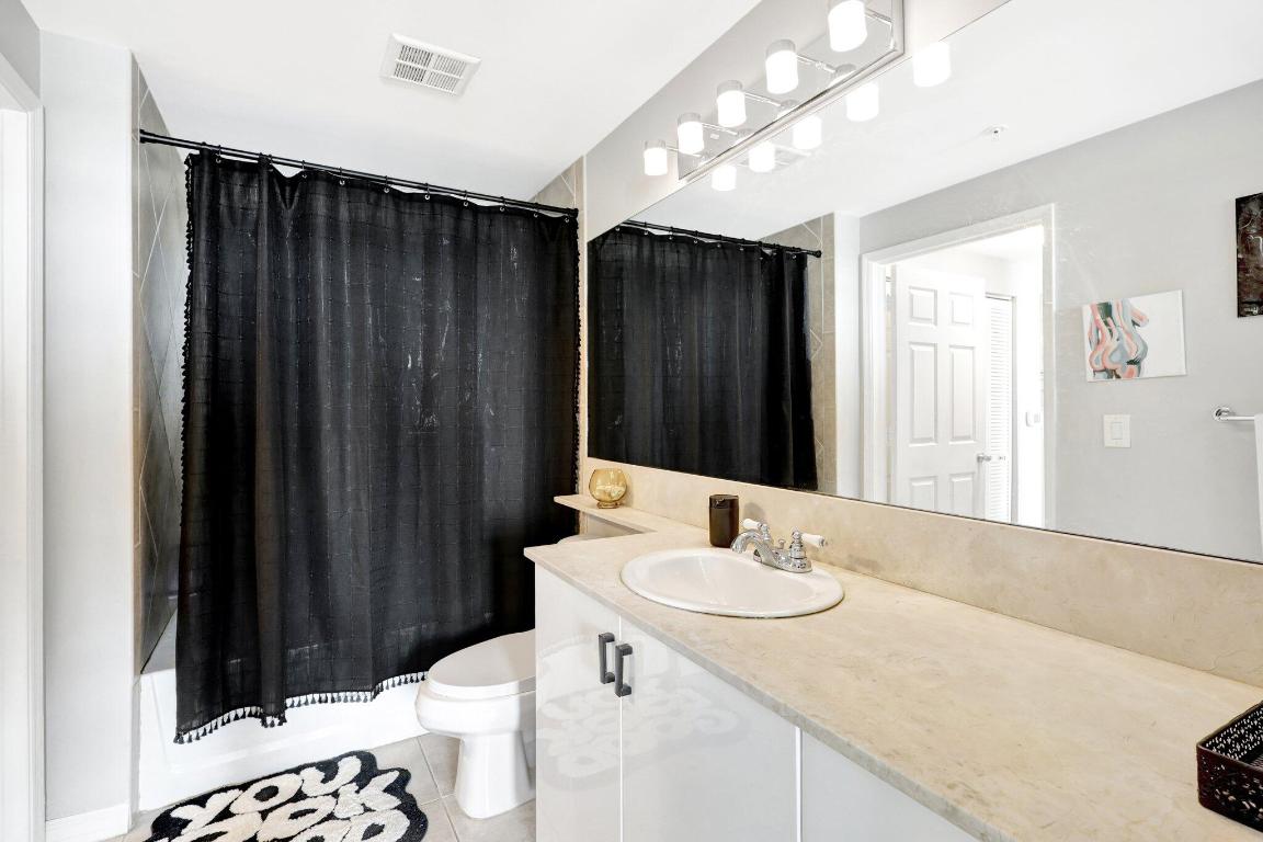 806 E Windward Way 507