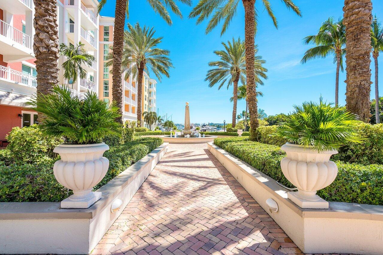 806 E Windward Way, 315, Lantana Unit: 315