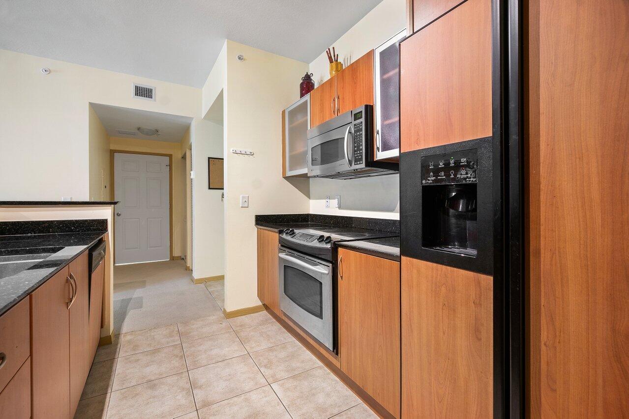 806 E Windward Way, 315, Lantana Unit: 315