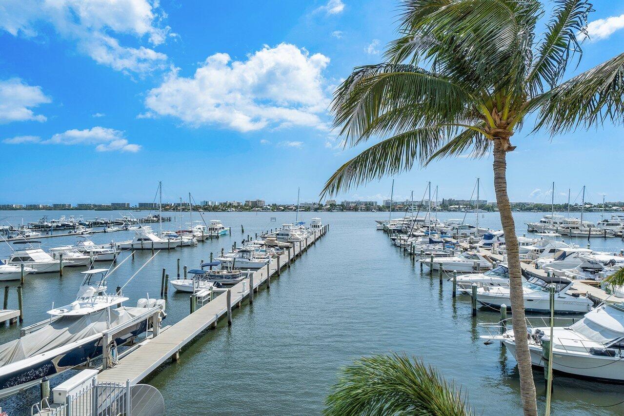 806 E Windward Way, 315, Lantana Unit: 315