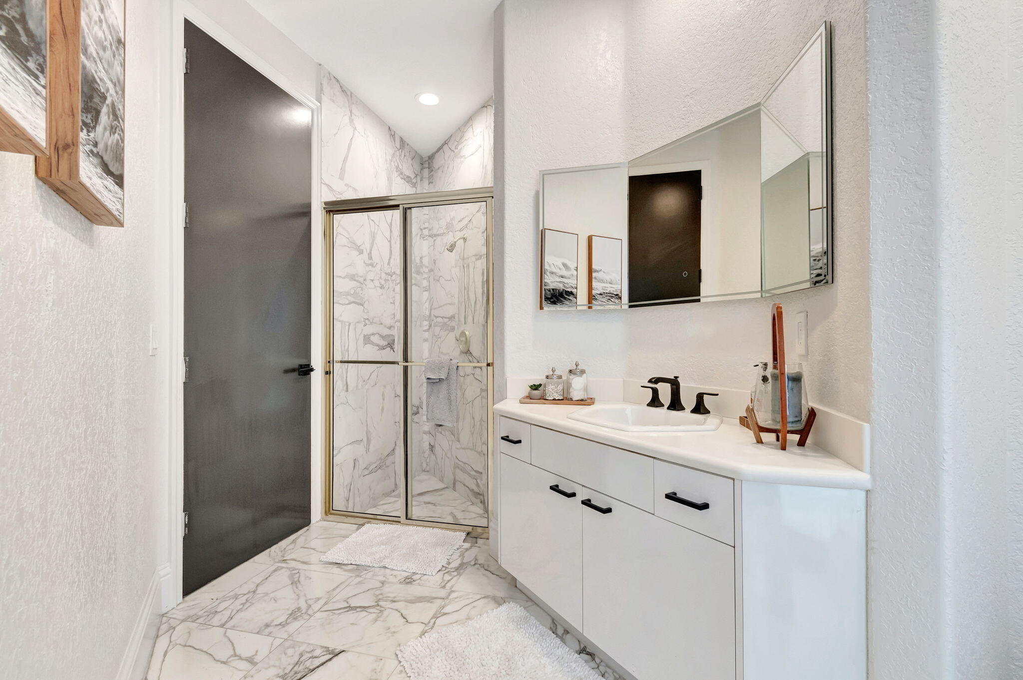 4872 Bocaire Boulevard