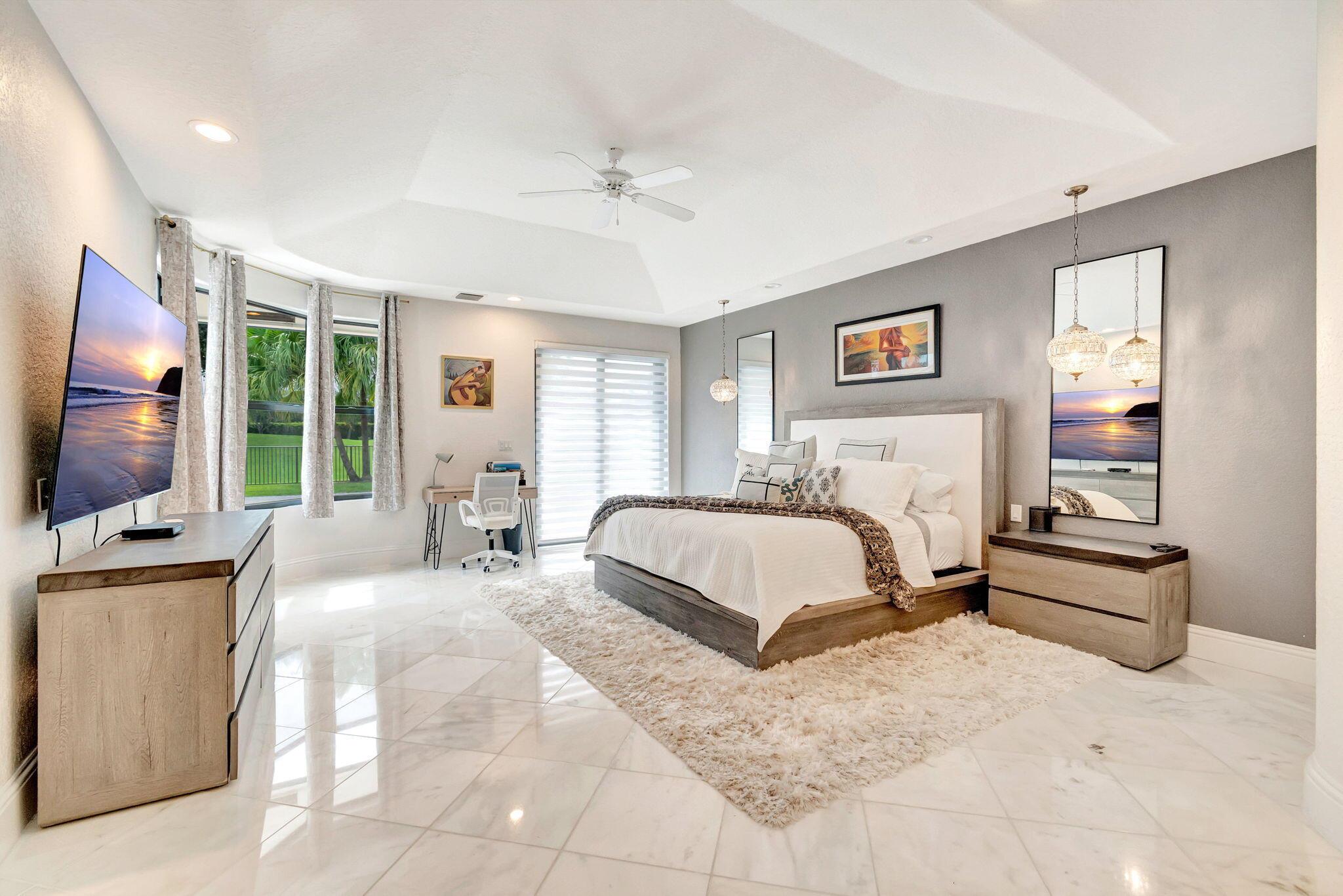 4872 Bocaire Boulevard